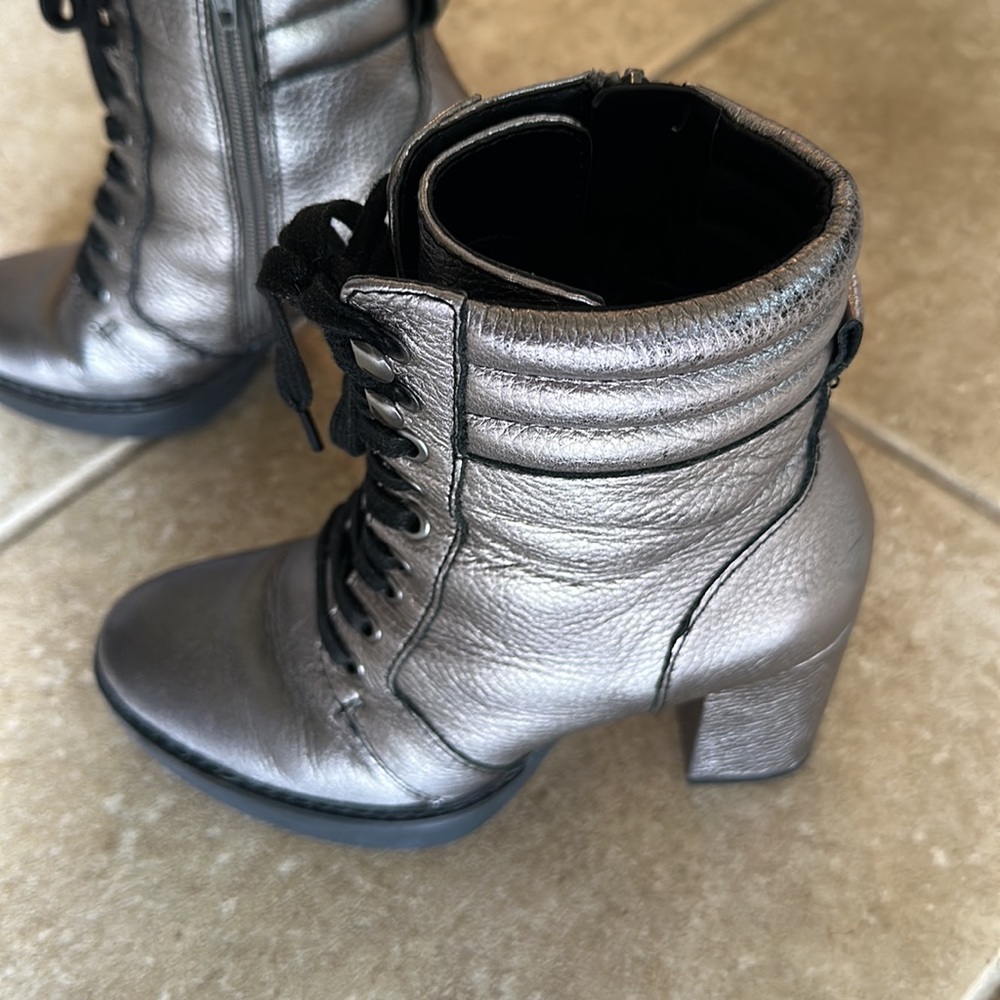 🌟Host Pick✨Naturalizer- Callie 2 Pewter EUC